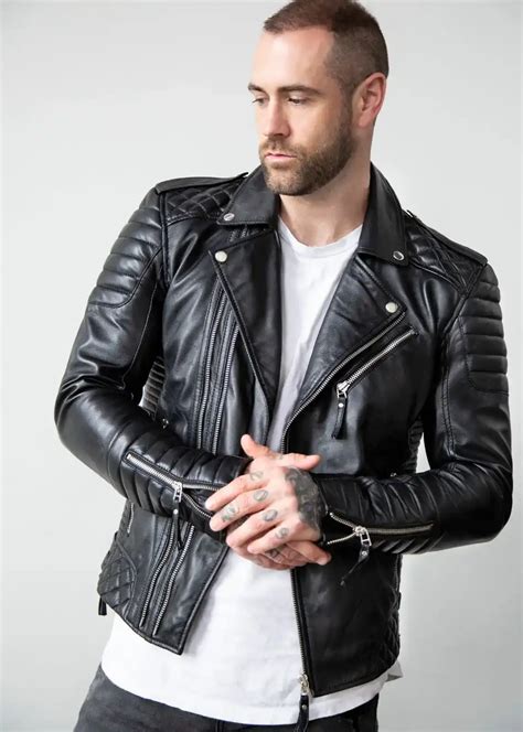 Biker jacket in leather 